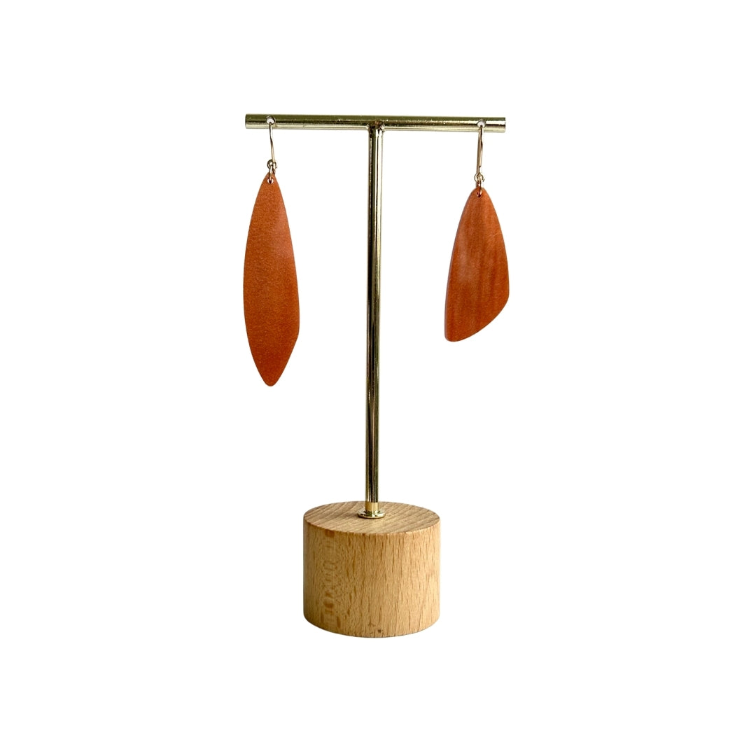 Mismatched Organic Drops