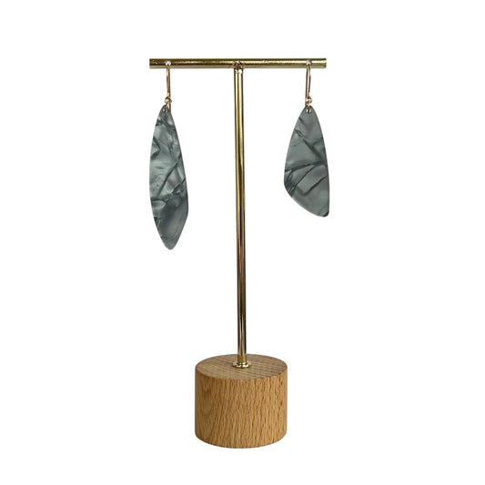 Mismatched Organic Drops