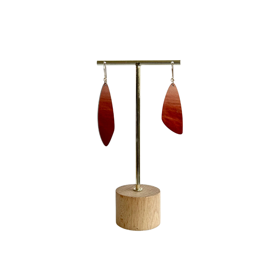 Mismatched Organic Drops